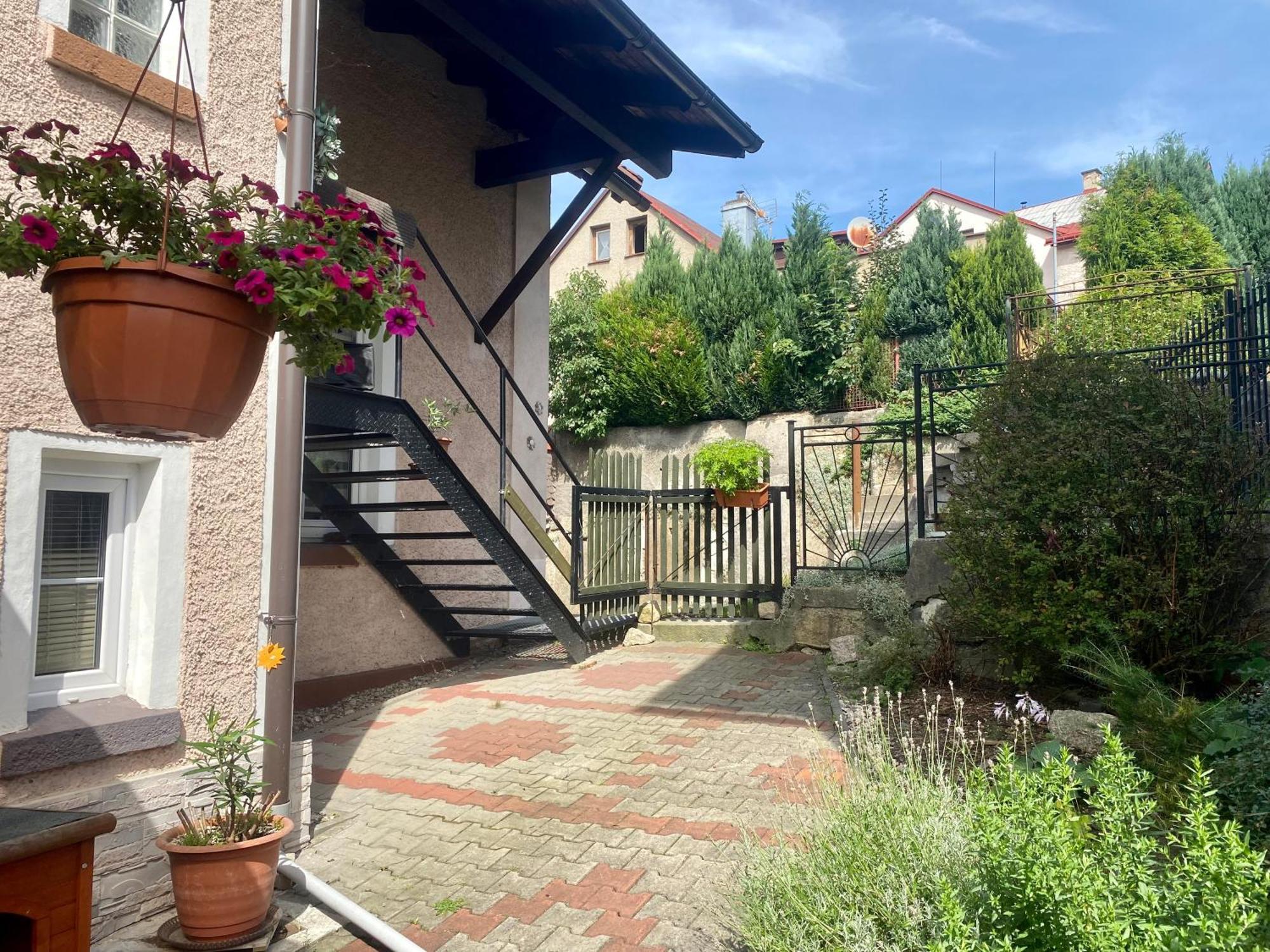 Apartment Krkonosska Танвалд Екстериор снимка